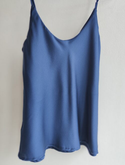 Maieu disponibil in 7 culori